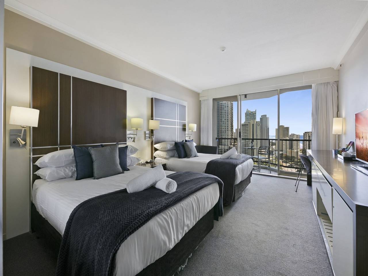 Ganze Wohnung, Ocean View 2-Bed Studio In the Heart of Surfers in Surfers Paradise, Queensland