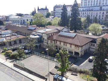 Gîte pour 2 personnes, avec vue et balcon dans Thermes de Royat Chamalières