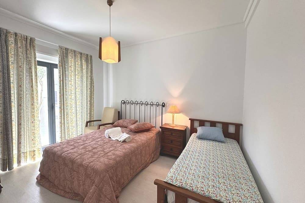 Beach House -Salt Pool, Heated and Covered in Praia da Barra, Gafanha da Nazaré