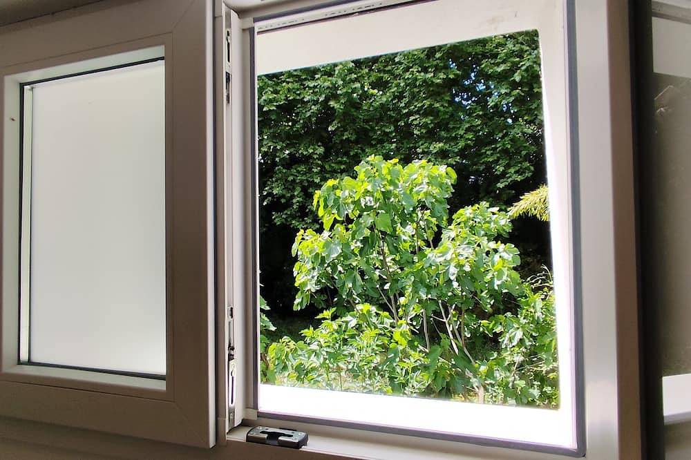 Entire apartment, Studio 32 m², quiet and air-conditioned, ideal for discovering Montpellier and its region. in Port Marianne, Montpellier