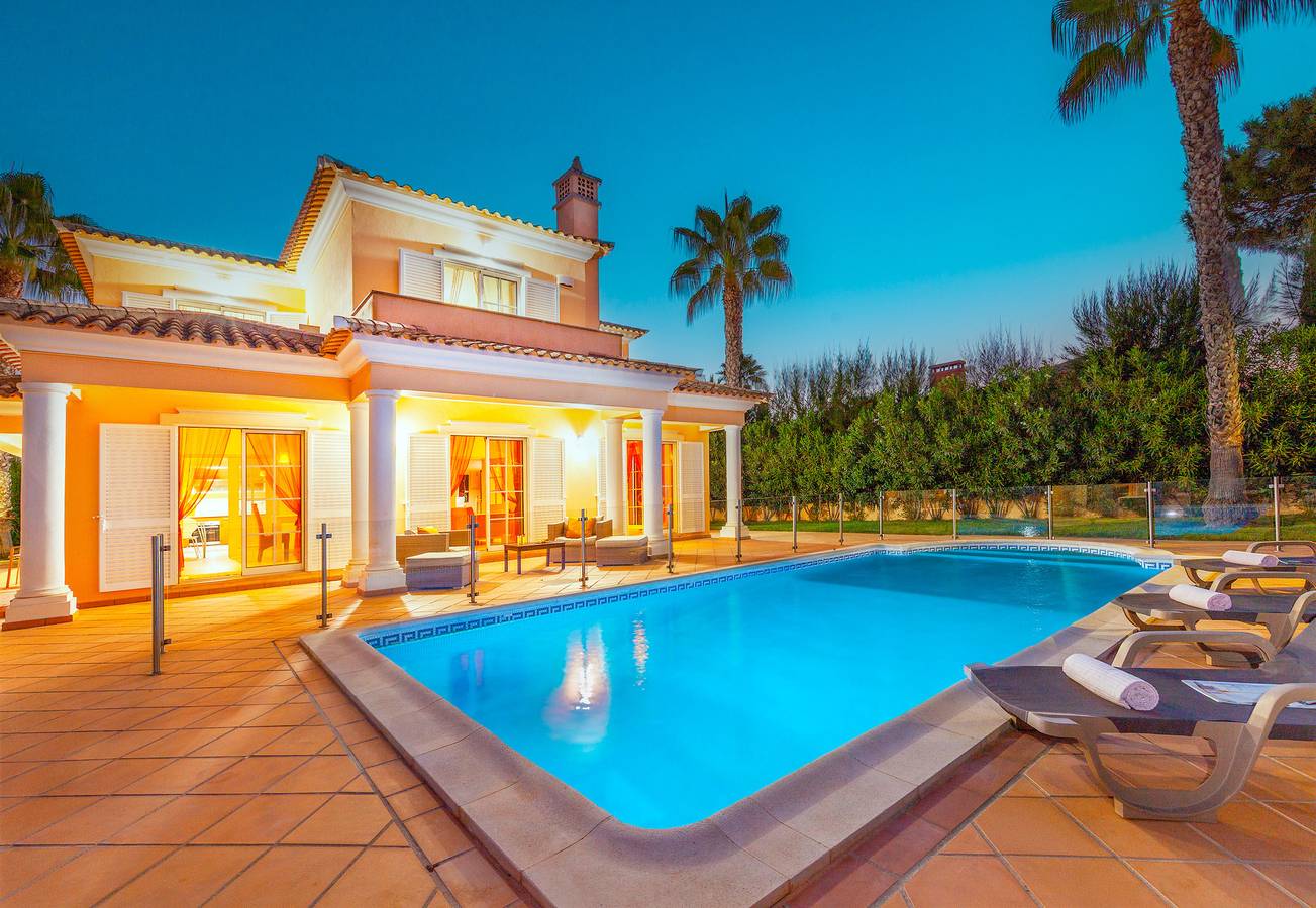 Villa Dália in Quinta do Lago, Almancil