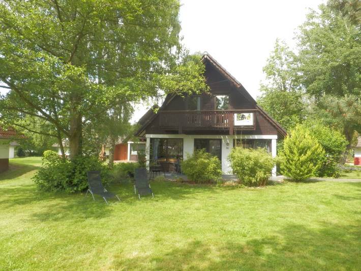 Ferienhaus für 6 Personen, mit Balkon und Terrasse sowie Garten in Frielendorf