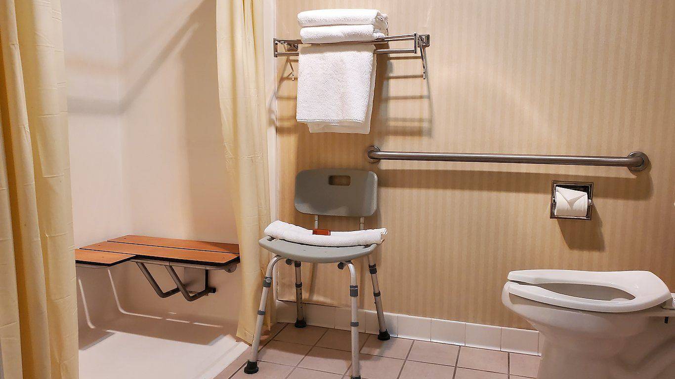 Rogue Regency Inn Medford Airport in Medford, Oregon