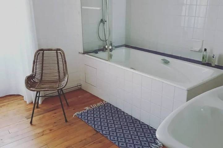 Gîte pour 11 personnes dans Crespin (Tarn)