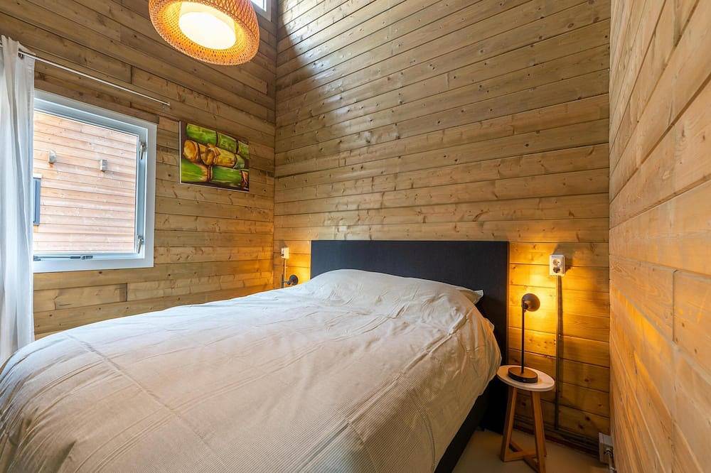 Mooi houten huis aan de rand van het bos in Soesterberg, Provincie Utrecht