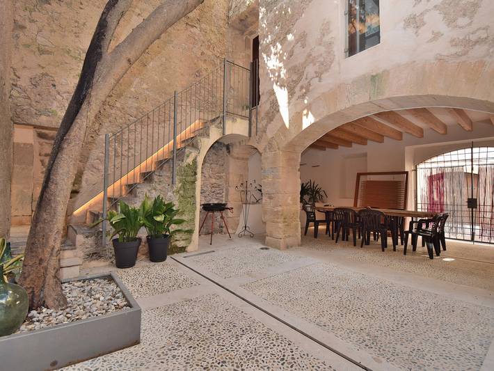 Gîte pour 12 personnes, avec terrasse et jardin à Majorque - 4