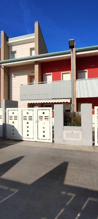 Location de vacances pour 6 personnes, avec jardin, animaux acceptés à San Salvo Marina - 3