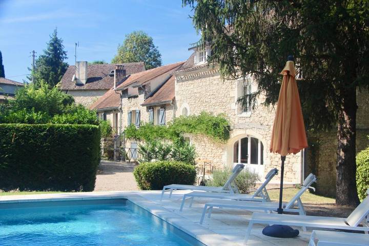 Maison de vacances pour 12 personnes, avec piscine ainsi que jardin et vue