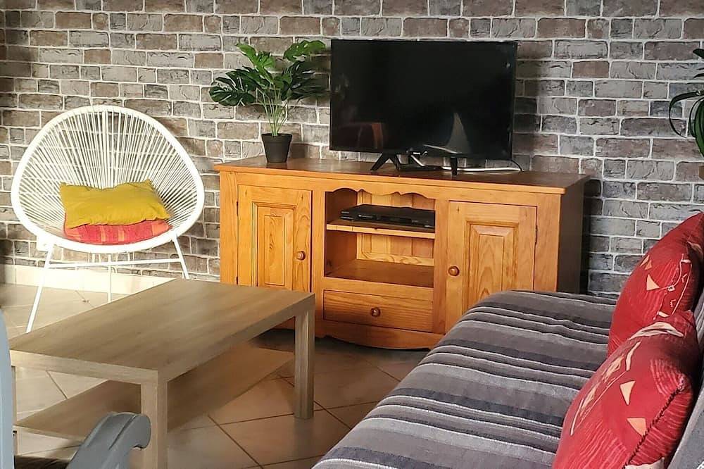 Maison de campagne à 20mn de Salers avec terrasse et jardin privatifs in Jaleyrac, Région de Mauriac