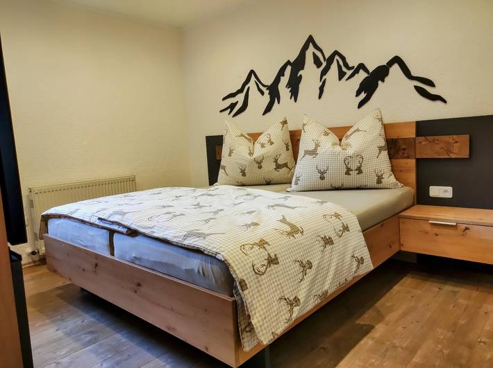 Ferienwohnung für 5 Personen, mit Balkon/Terrasse und Balkon sowie Seeblick und Ausblick am Achensee - 3