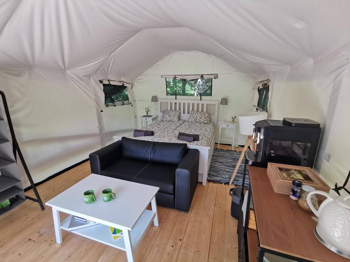 Tent in Saulkrastu novads