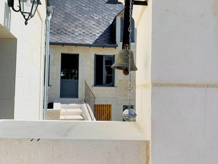 Location de vacances pour 10 personnes, avec terrasse et jardin à Benais - 4