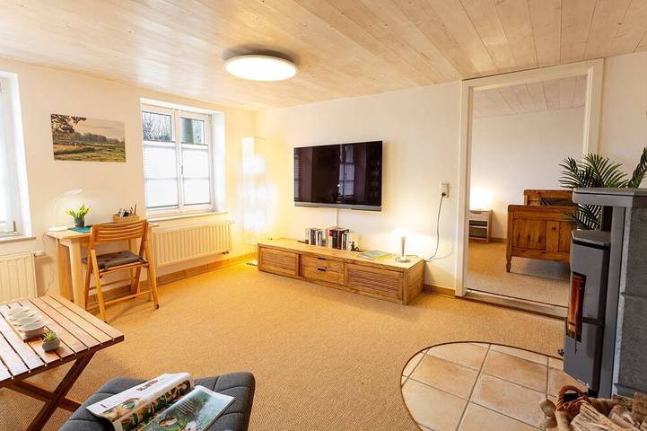 Ferienwohnung für 4 Personen, mit Garten und Terrasse in Gingst - 2