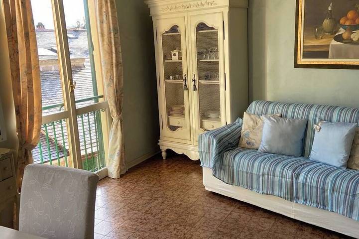 Ganze Wohnung, Meerblick-Wohnung 100 Meter vom Strand, möbliert mit privater Garage in Bagni Jolanda, Moneglia