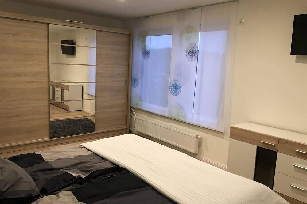Ganze Wohnung, Ferienwohnung Rheinpanorama - Ferienhaus Rheinblick in Rhens, Osteifel
