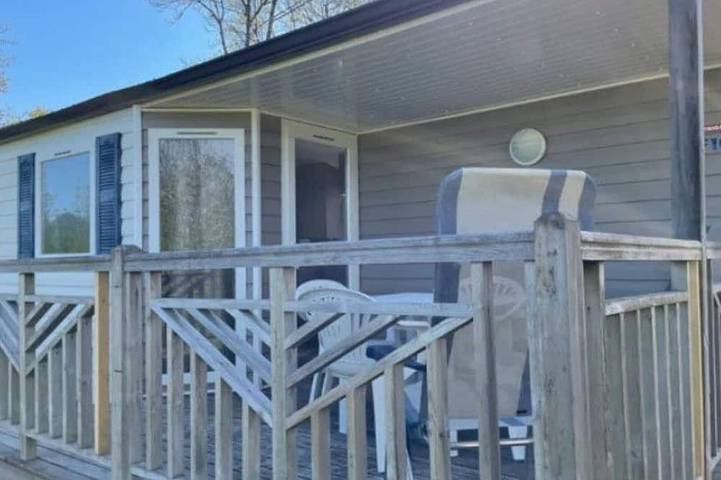 Camping pour 4 personnes dans L'Aubrac