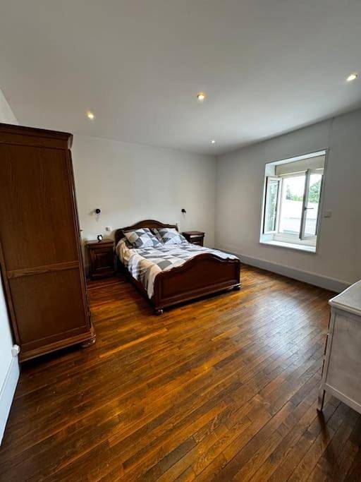 Appartement entier, Two-Bedroom Apartment in Châtillon-sur-Seine, Région de Montbard