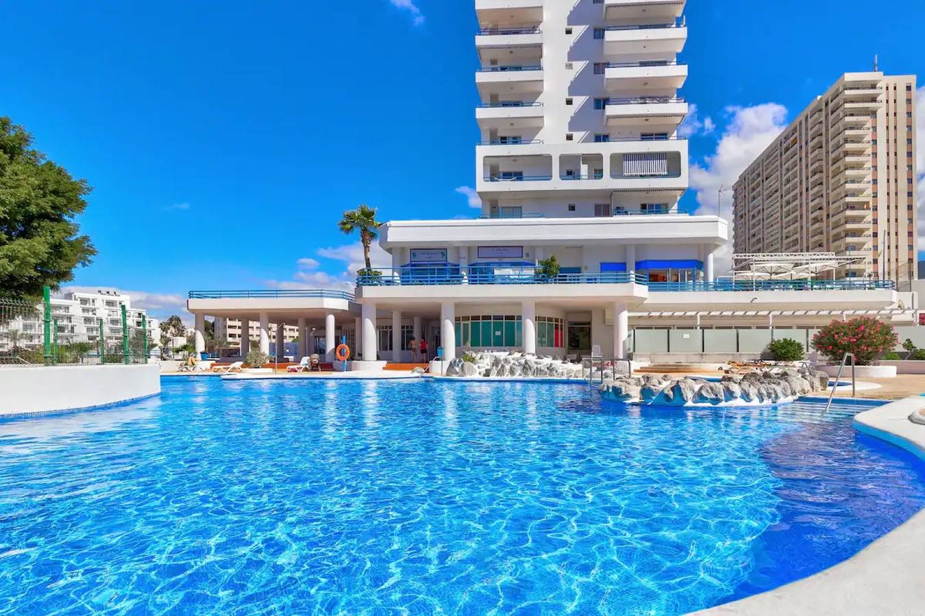 Appartement entier, Vacances « Estudio Playa Paraíso » avec vue sur la mer, terrasse privée et Wi-Fi in Playa Paraíso, Adeje