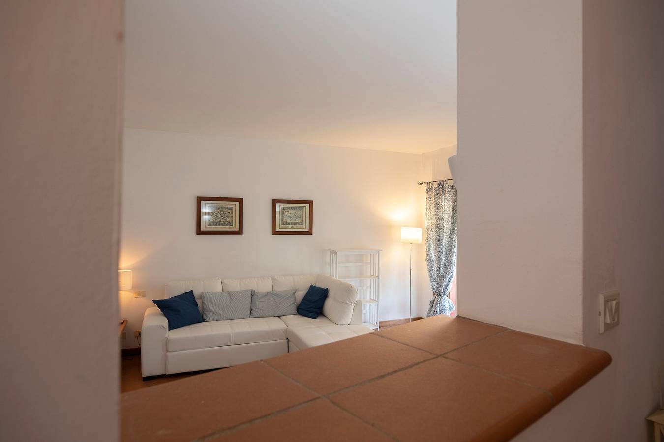 Villa mediterranea "Maddalena" con ampio giardino in Punta De Su Turrione, Stintino