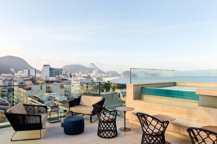 Apartamento para 4 personas, con piscina y terraza en Copacabana