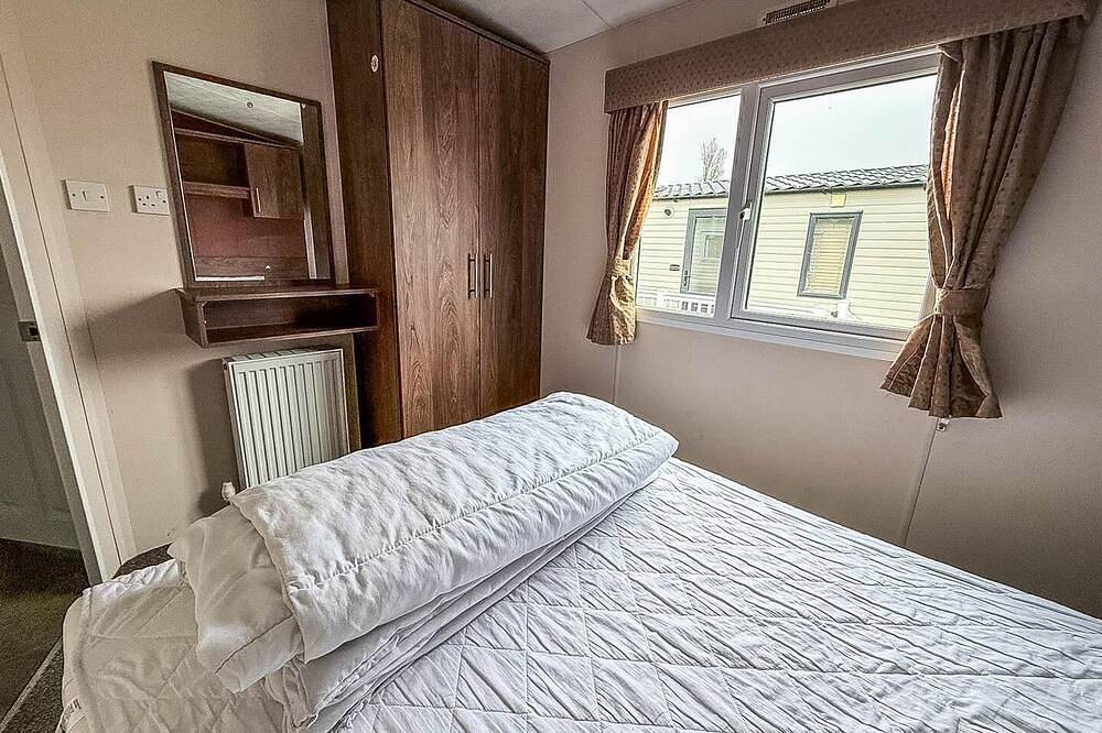 Lovely 8 berth caravan at California Cliffs nearby Scratby beach in California (Great Yarmouth), Great Yarmouth