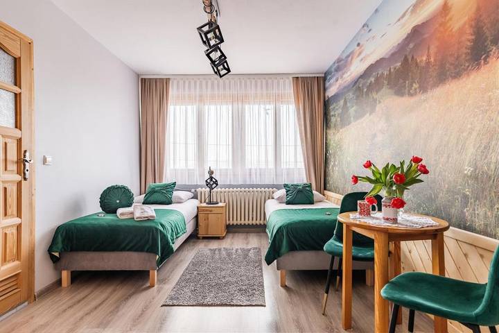 Chambre d’hôte pour 3 personnes, avec Jacuzzi et Jardin ainsi que Sauna et Vue en Pologne - 2