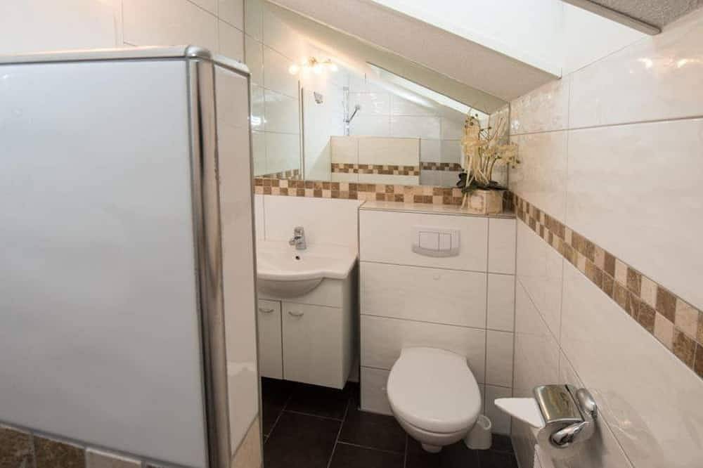 Ganze Wohnung, Appartement Fantasie 47m² - Ferienwohnung Rebenblick in Oberotterbach, Südliche Weinstraße