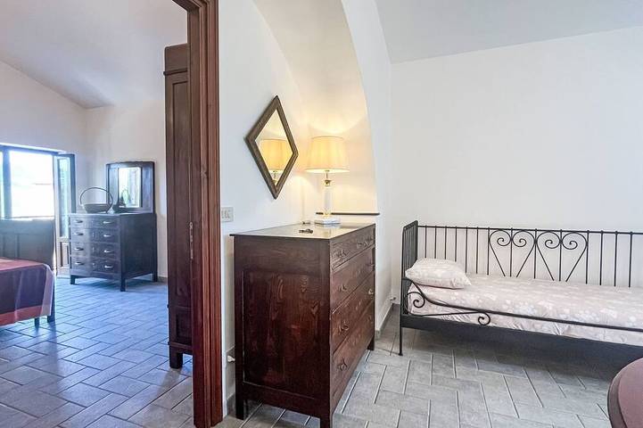 Location de vacances pour 7 personnes, avec jardin à Lucinasco - 4