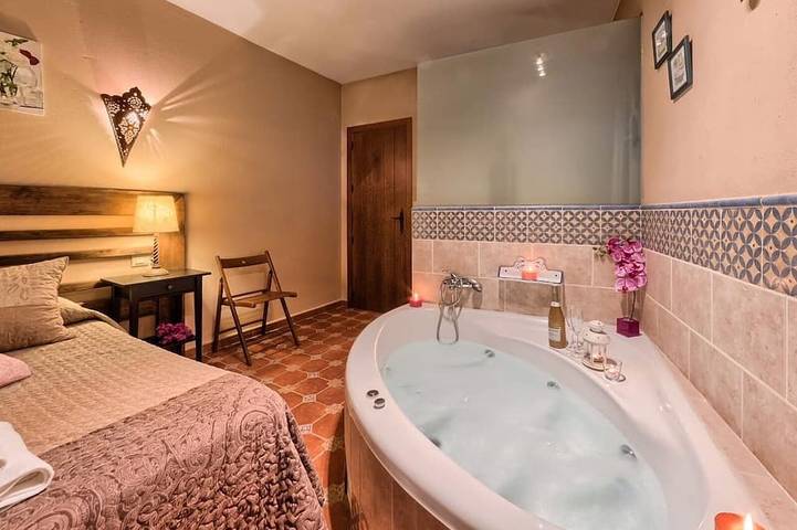 Ideale Paare, Jaccuzi im Zimmer, Aktivitäten in der Natur in Zufre, Sierra de Aracena y Picos de Aroche