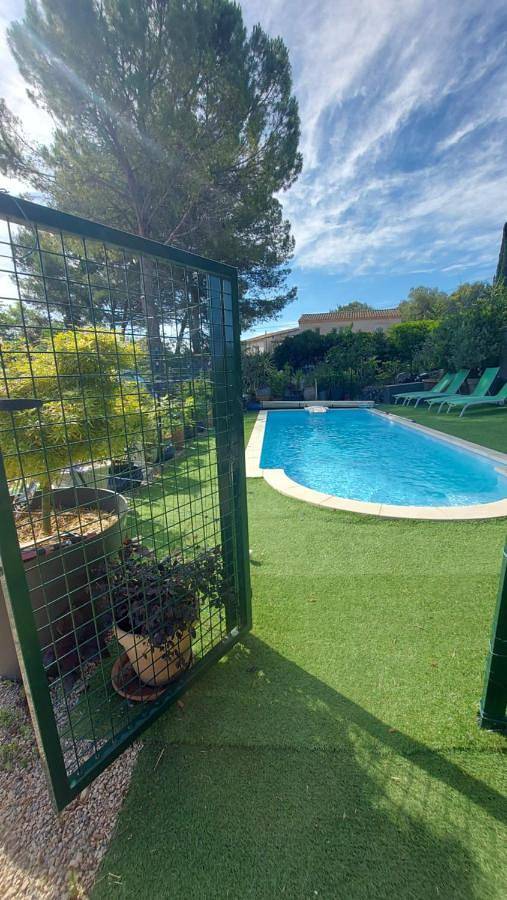 Location de vacances pour 6 personnes, avec jardin ainsi que piscine et vue à Restinclières - 3