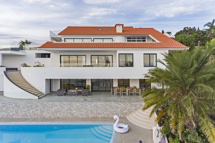 Villa pour 10 personnes, avec piscine ainsi que jardin et jacuzzi, animaux acceptés à Funchal - 3