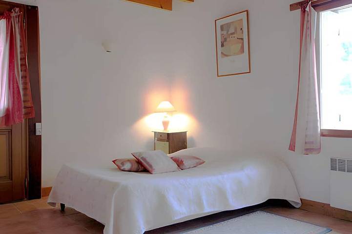 Location de vacances pour 2 personnes, avec Jardin à Pardaillan