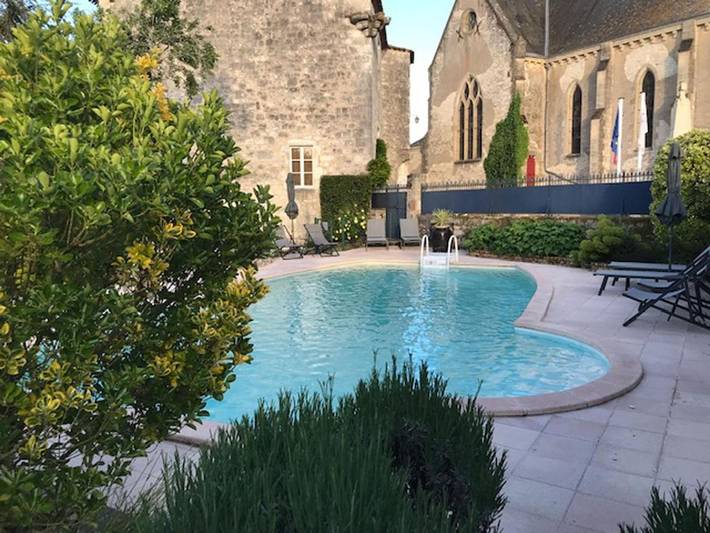 Location de vacances pour 5 personnes, avec jardin ainsi que vue et piscine à Bouniagues - 3