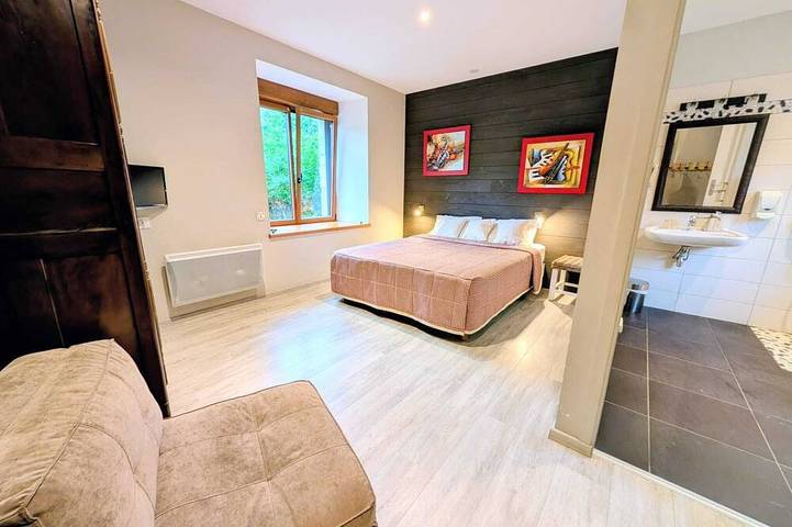 Gîte pour 4 personnes, avec jardin et jacuzzi à Plouégat-Moysan - 4