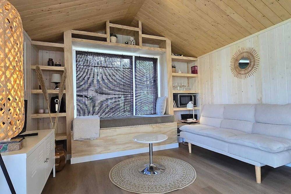 Tiny House Drents-Friese Wold with terrace and parking lot in Drenthe