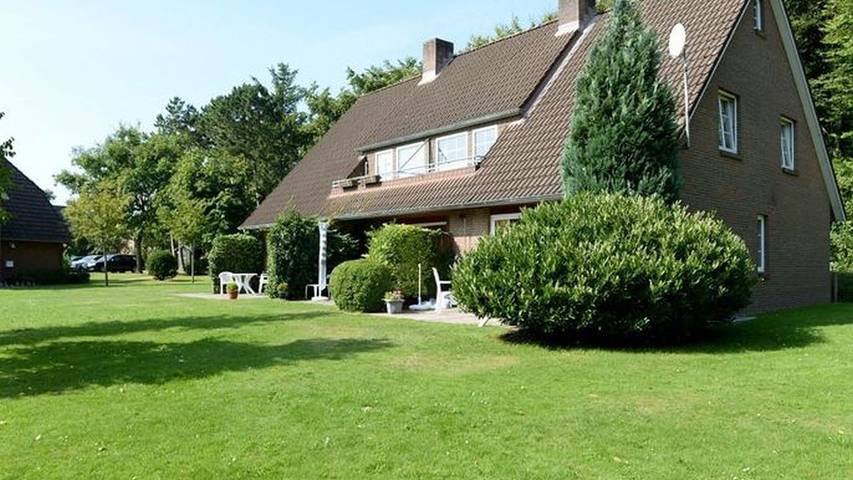 Ferienwohnung für 4 Personen, mit Pool und Garten sowie Sauna und Terrasse, mit Haustier - 1