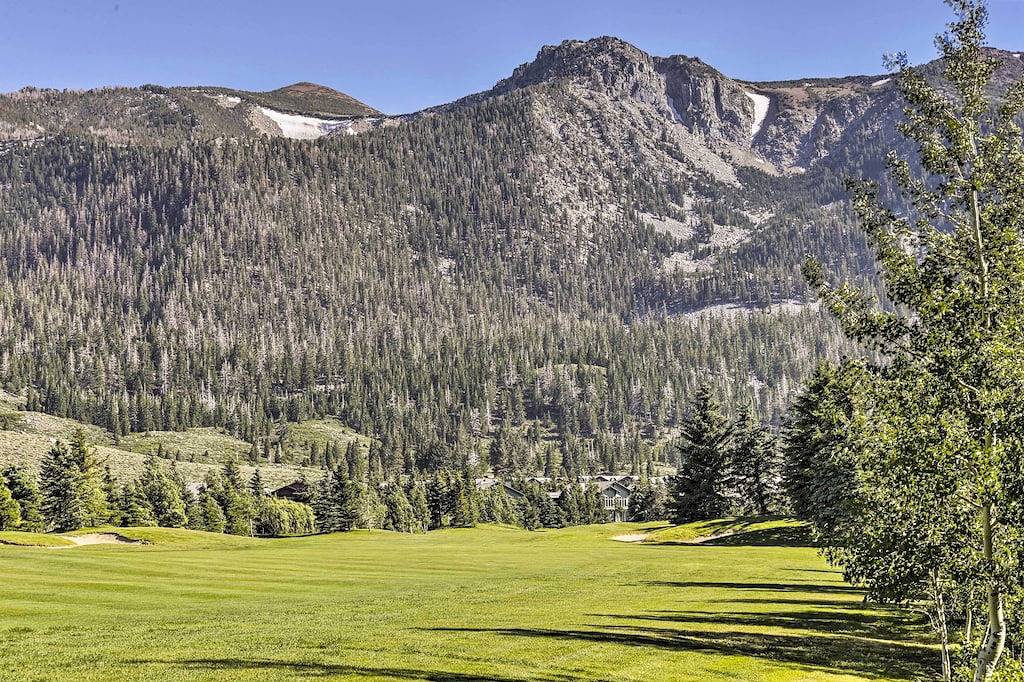 Ganze Wohnung, Gemütliche Mammoth Lakes Condo - zu Fuß zum Golfplatz! in Old Mammoth, Mammoth Lakes