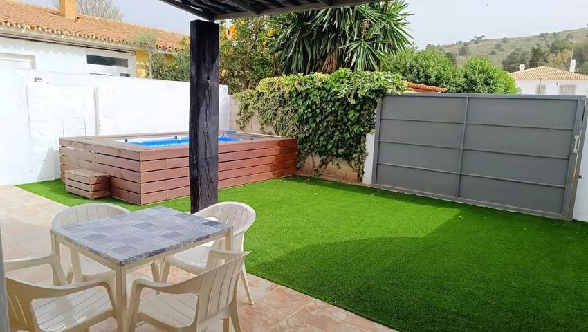 Chalet pour 4 personnes, avec jardin ainsi que piscine et vue à Malaga - 2