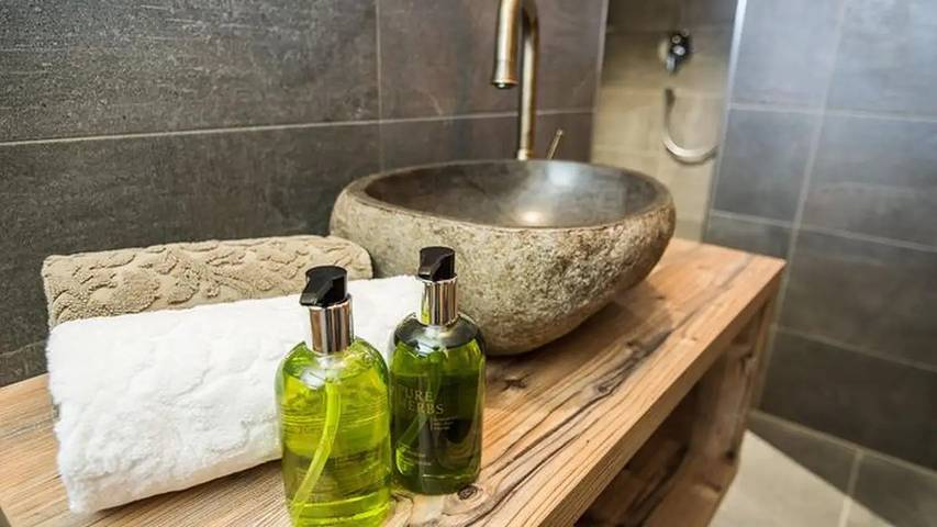 Gîte pour 2 personnes, avec terrasse ainsi que jacuzzi et sauna à Oberammergau - 3