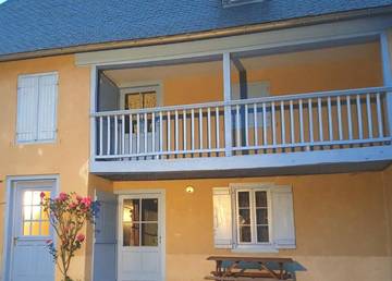 Location de vacances pour 10 personnes, avec balcon et jardin dans Sainte Marie de Campan
