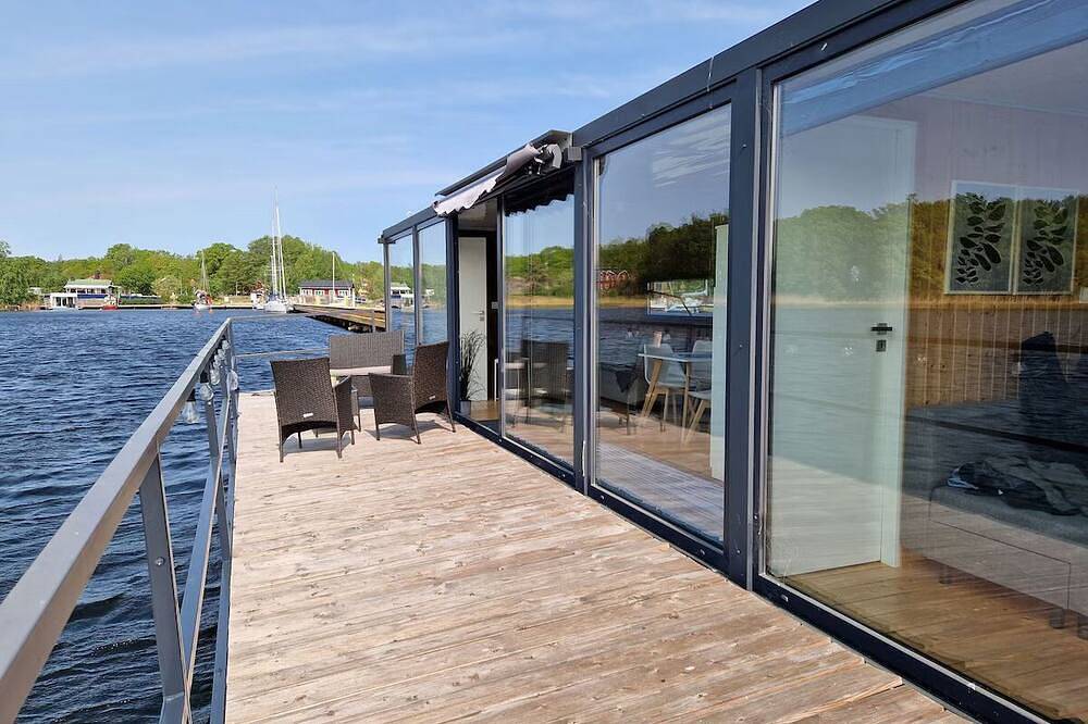 Hausboot Saltkrokan in Schären von Südschweden in Blankaholm, Västervik und Umgebung