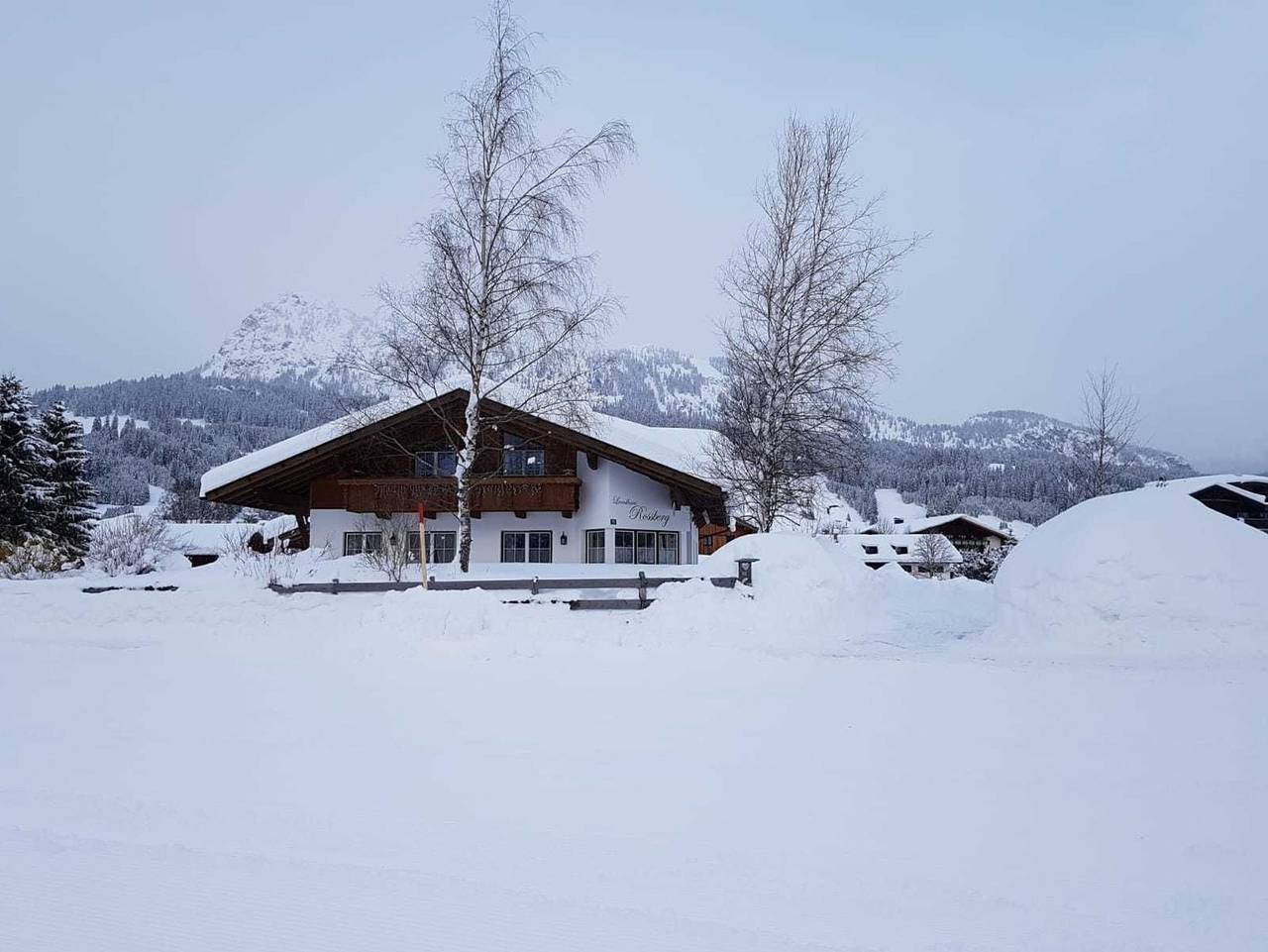 Ganze Ferienwohnung, Landhaus Rossberg in Tannheim (Tirol), Allgäuer Alpen (Österreich)