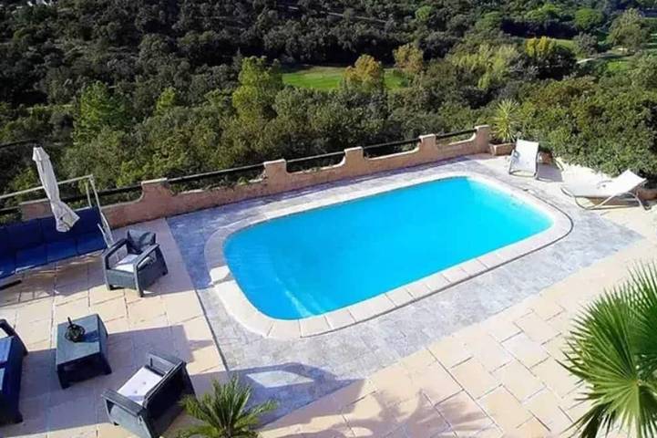 Villa pour 6 personnes, avec balcon et jardin, animaux acceptés