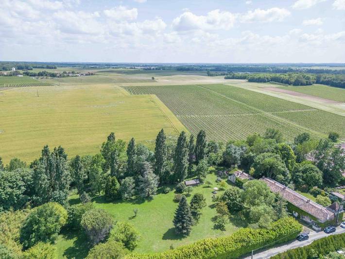Location de vacances pour 8 personnes, avec vue et jardin à Fléac-sur-Seugne - 3