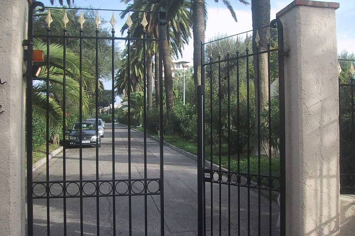 Ferienwohnung für 6 Personen, mit Balkon und Garten sowie Pool - 1