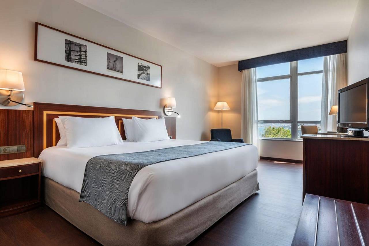 Hotel para 10 pessoas com sauna in Praia do Coído (La Coruña), Corunha