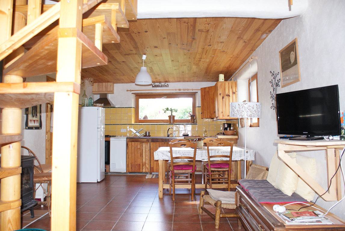 Ecogîte 2/4 personnes in Leynhac, Région d'Aurillac