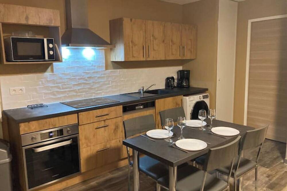 Appartement entier, Le Grand Fabre/T2 tout confort/Parking privé/Fibre in La Roche-sur-Yon, Vallée de la Loire