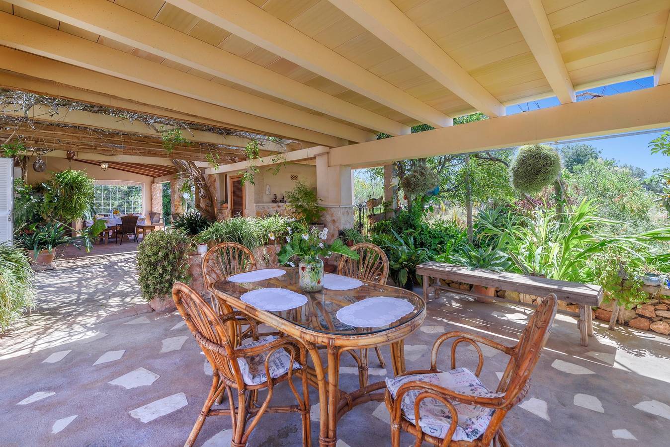 Finca "Son Antem" avec piscine privée, jardin, terrasse et Wi-Fi in Son Antem, Llucmajor