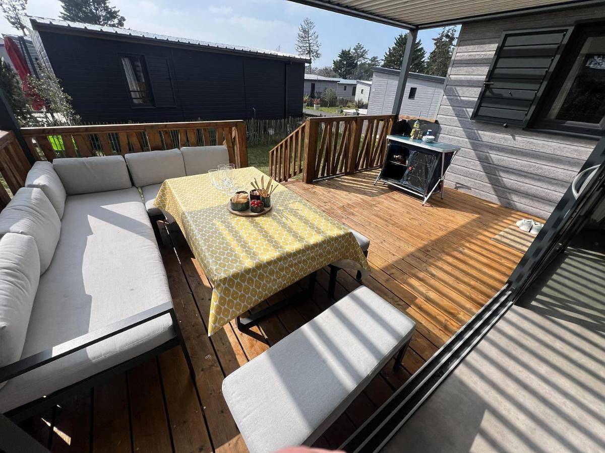 Three-Bedroom Chalet in Jullouville, Côte de la Déroute